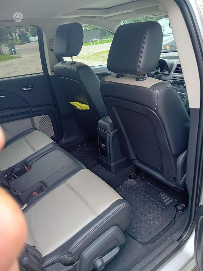 Dodge Journey 2010 — photo 8