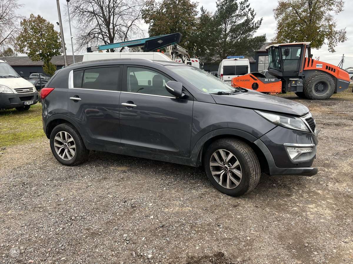 Kia Sportage 2015 — вигляд ззаду