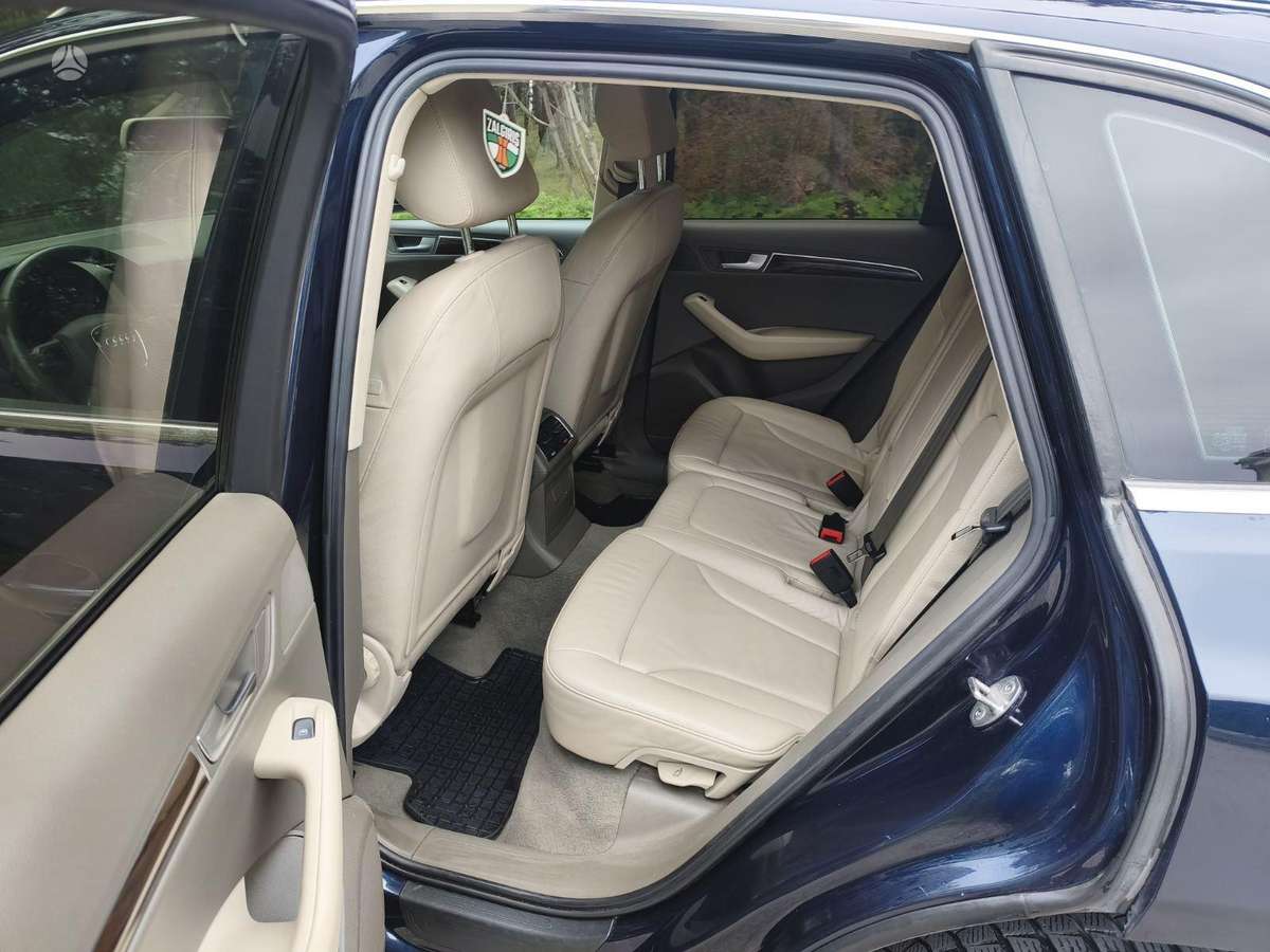 Audi Q5 2010 — photo 9