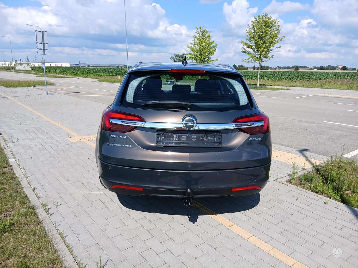 Opel Insignia 2014 — photo 19