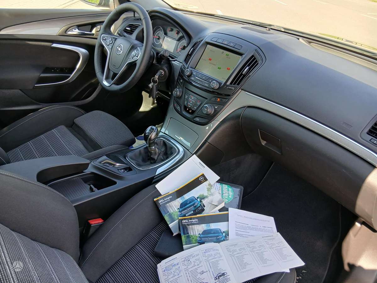 Opel Insignia 2014 — photo 21