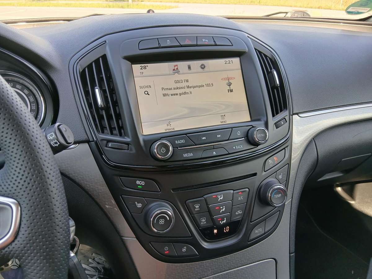 Opel Insignia 2014 — photo 22