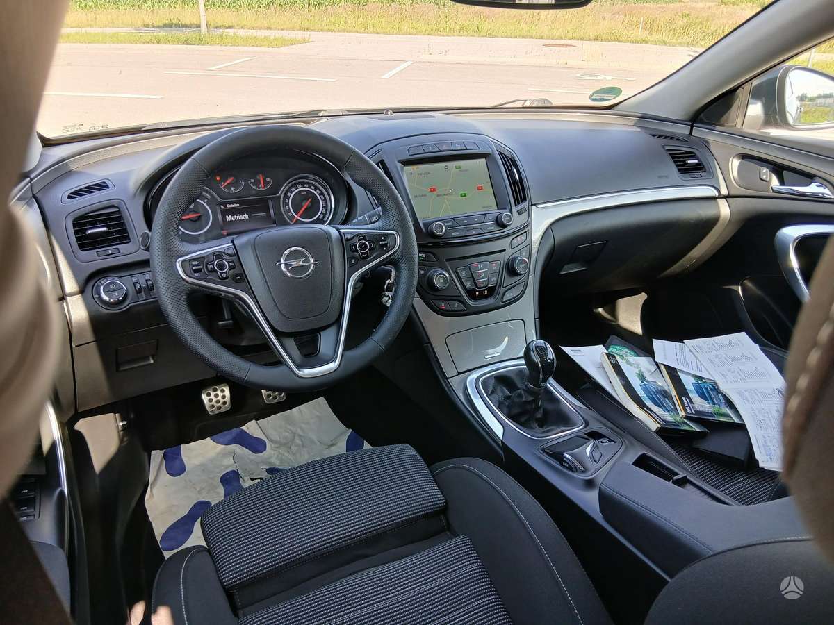 Opel Insignia 2014 — photo 23