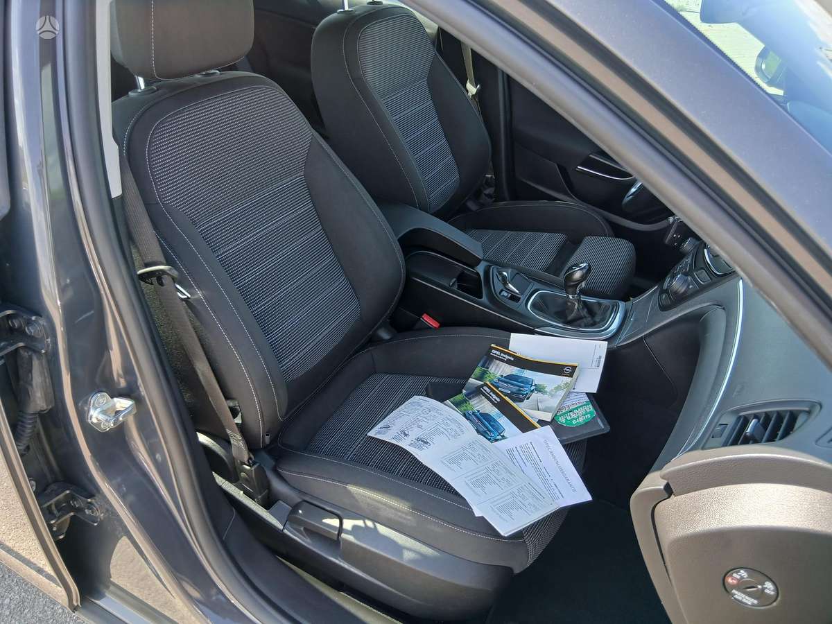 Opel Insignia 2014 — photo 32