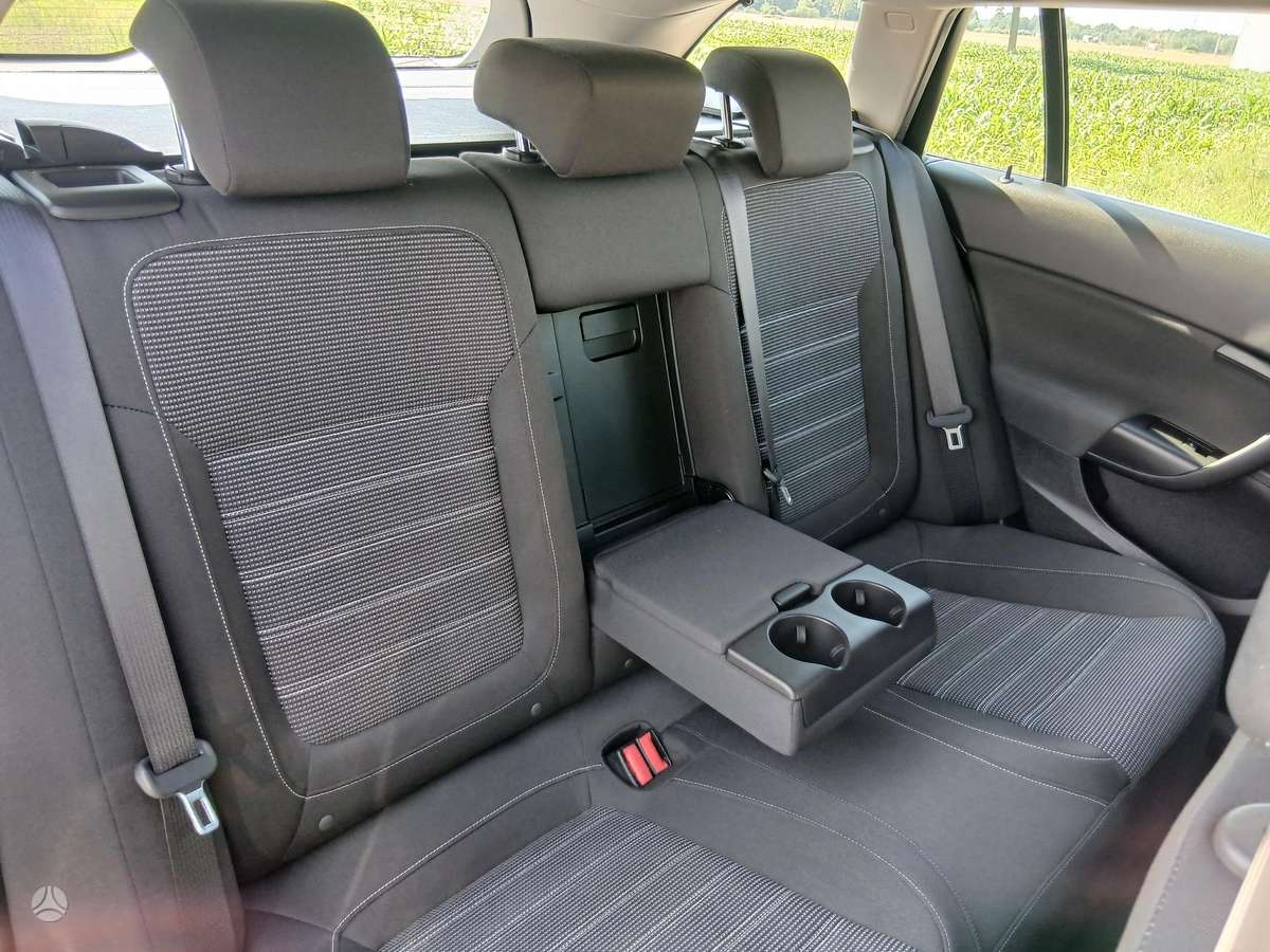 Opel Insignia 2014 — photo 33