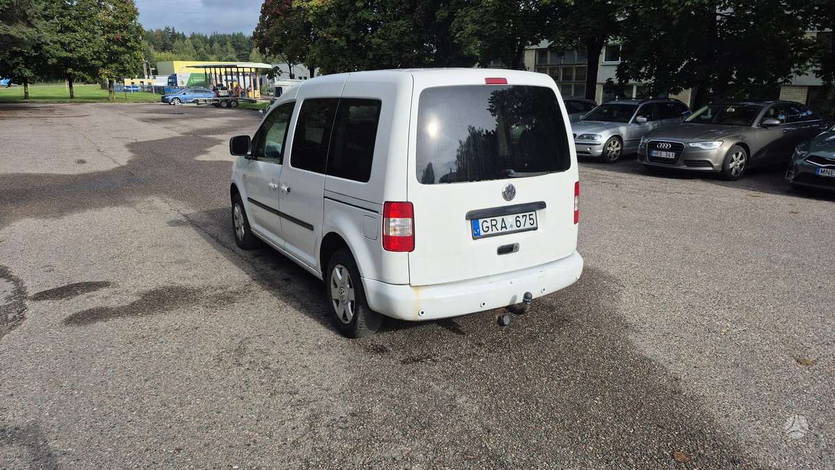 Volkswagen Caddy 2010 — engine 1896 cm³, 105 HP (77kW)
