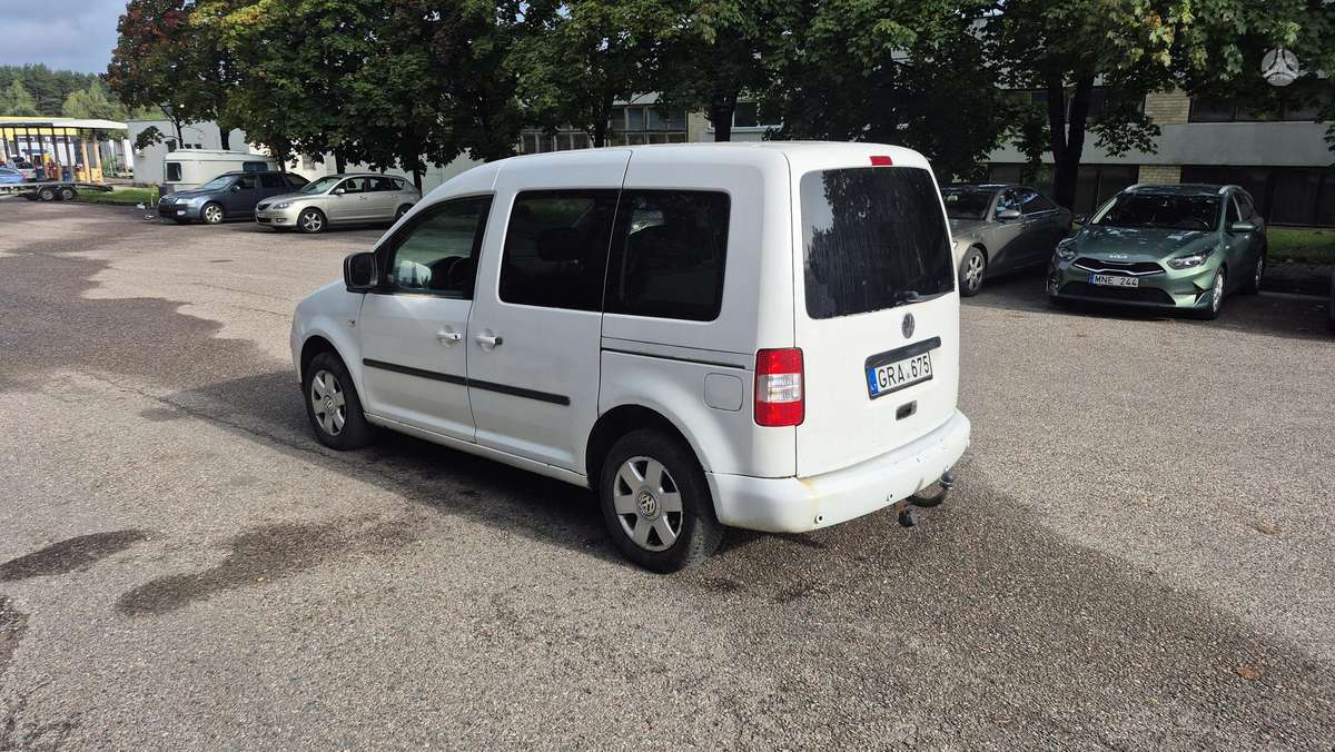 Volkswagen Caddy 2010 — photo 5