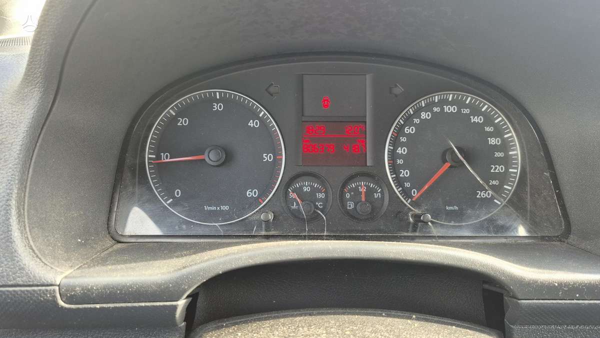 Volkswagen Caddy 2010 — photo 6