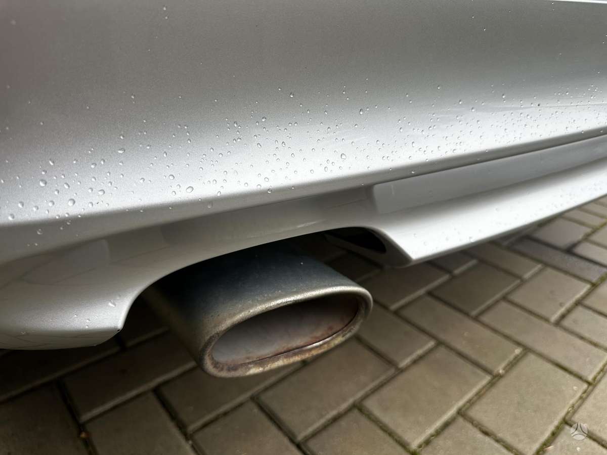 BMW 320 2012 — photo 18