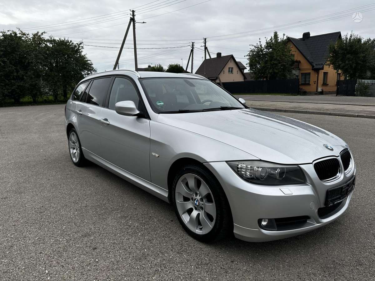 BMW 320 2012 — photo 7