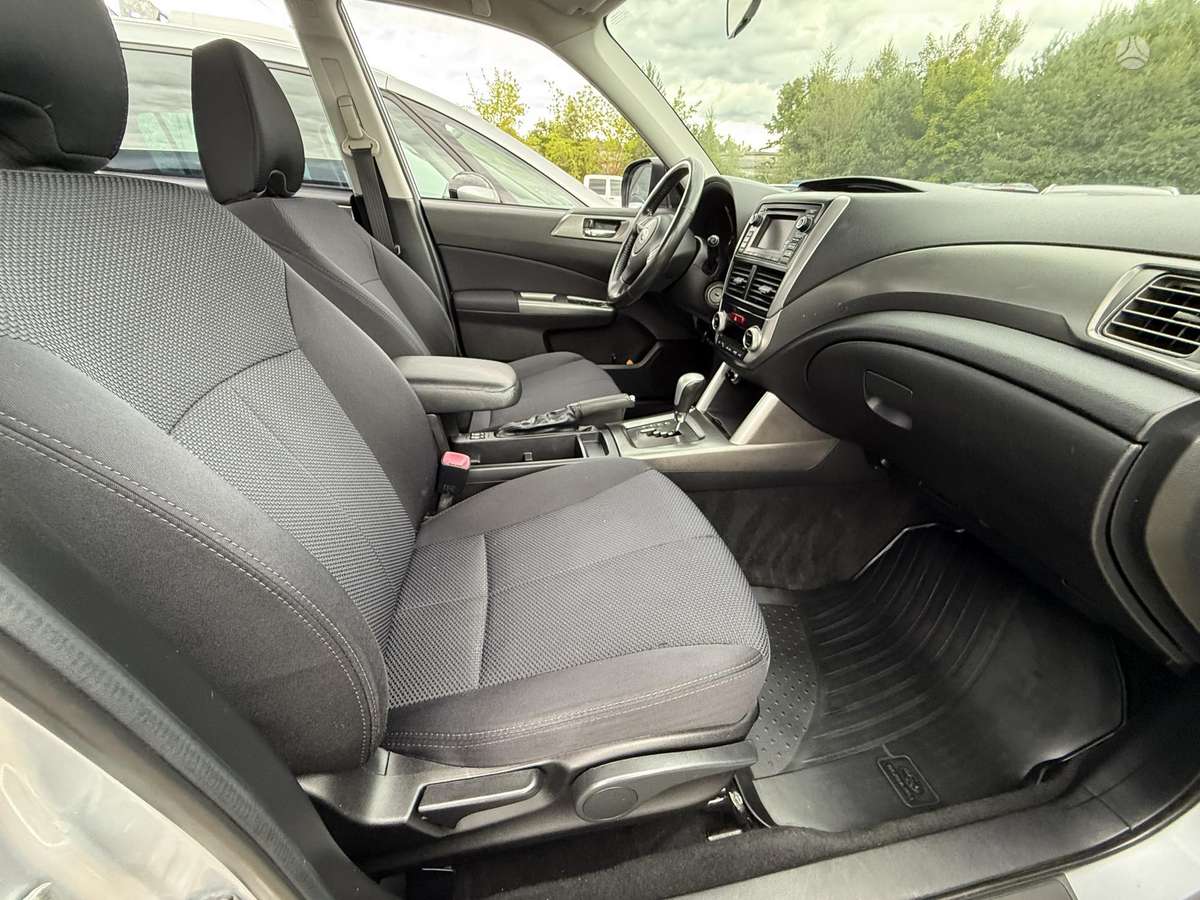 Subaru Forester 2013 — photo 12