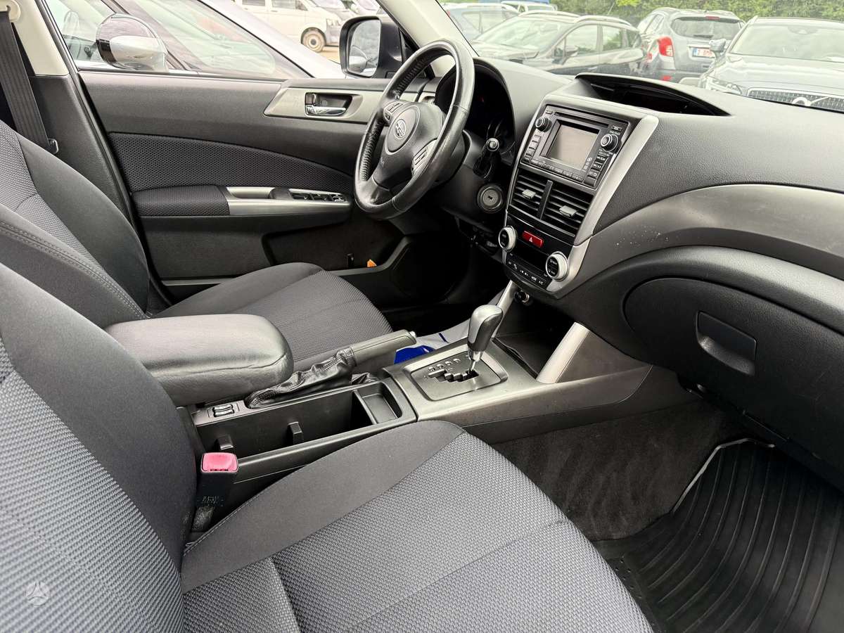 Subaru Forester 2013 — photo 13