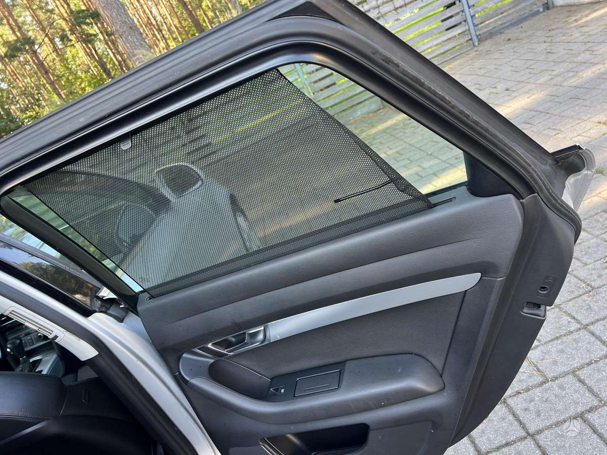 Audi A6 2009 — photo 8