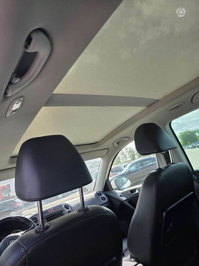 Volkswagen Tiguan 2011 — photo 23