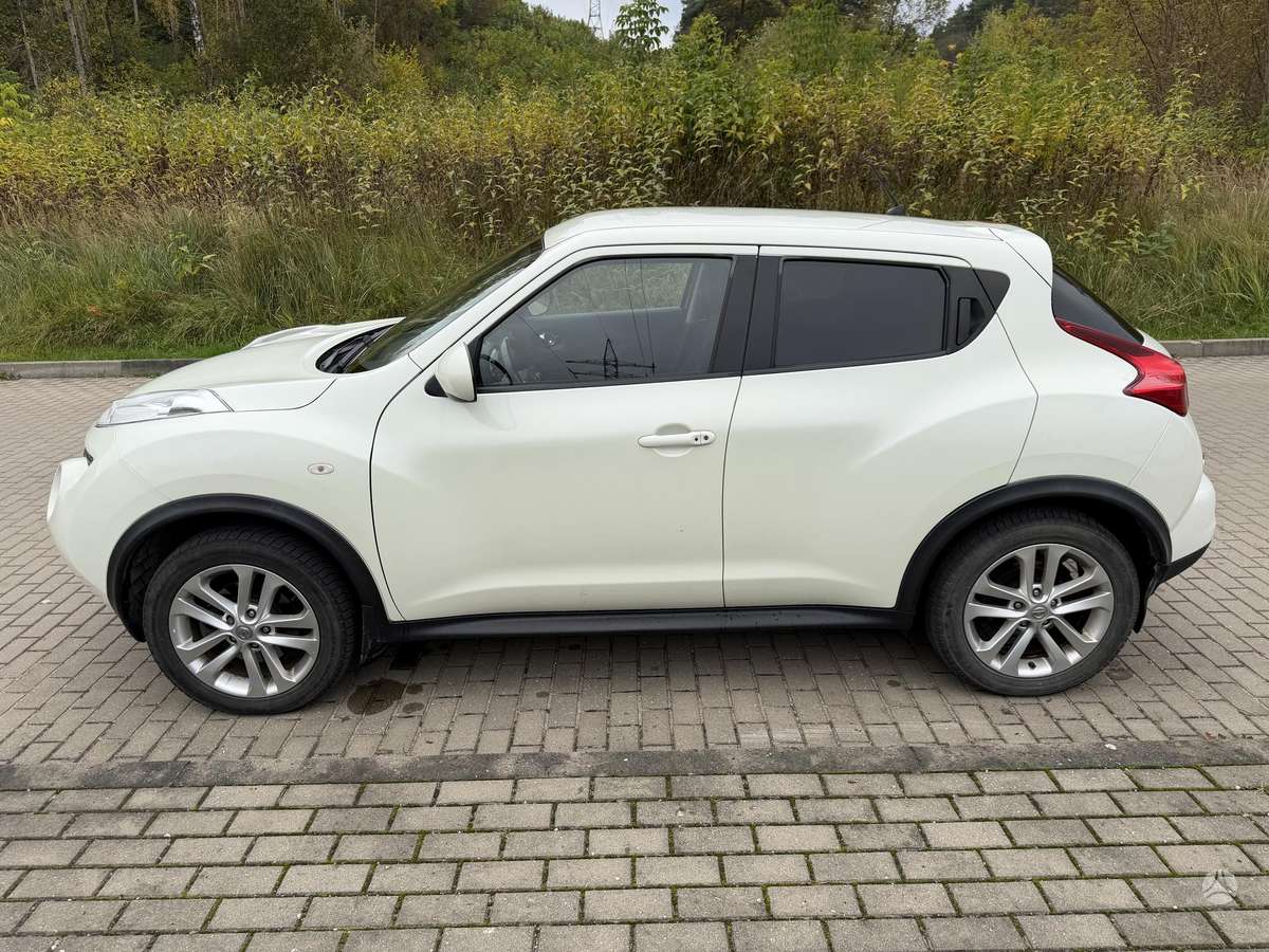 Nissan Juke 2011 — photo 8