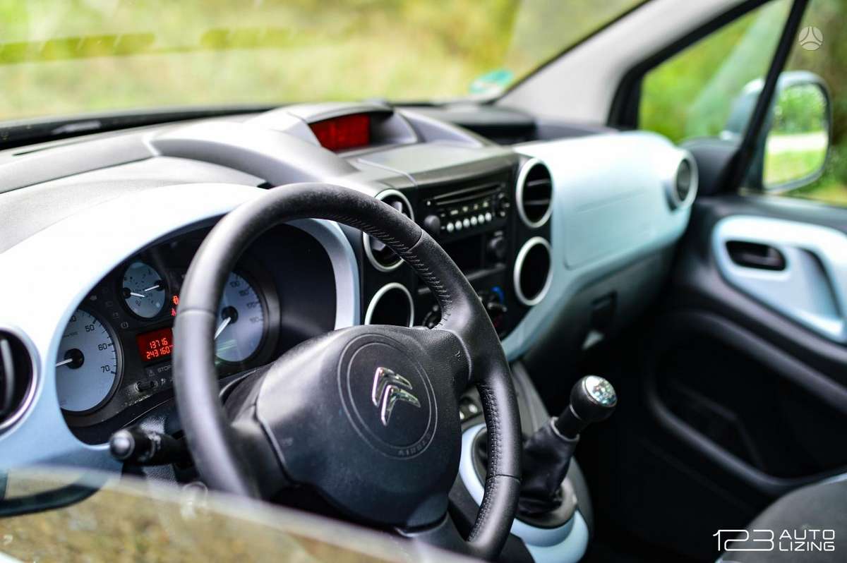 Citroen Berlingo 2015 — photo 12
