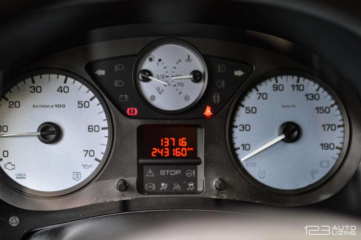 Citroen Berlingo 2015 — photo 16