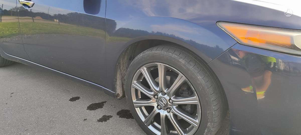 Honda Accord 2010 — photo 13