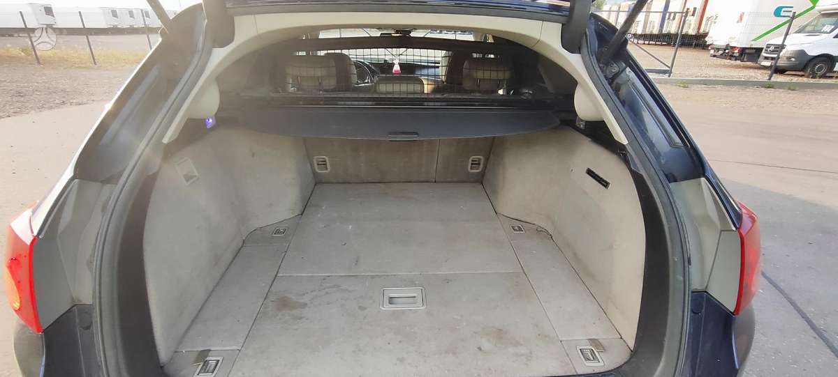 Honda Accord 2010 — photo 17