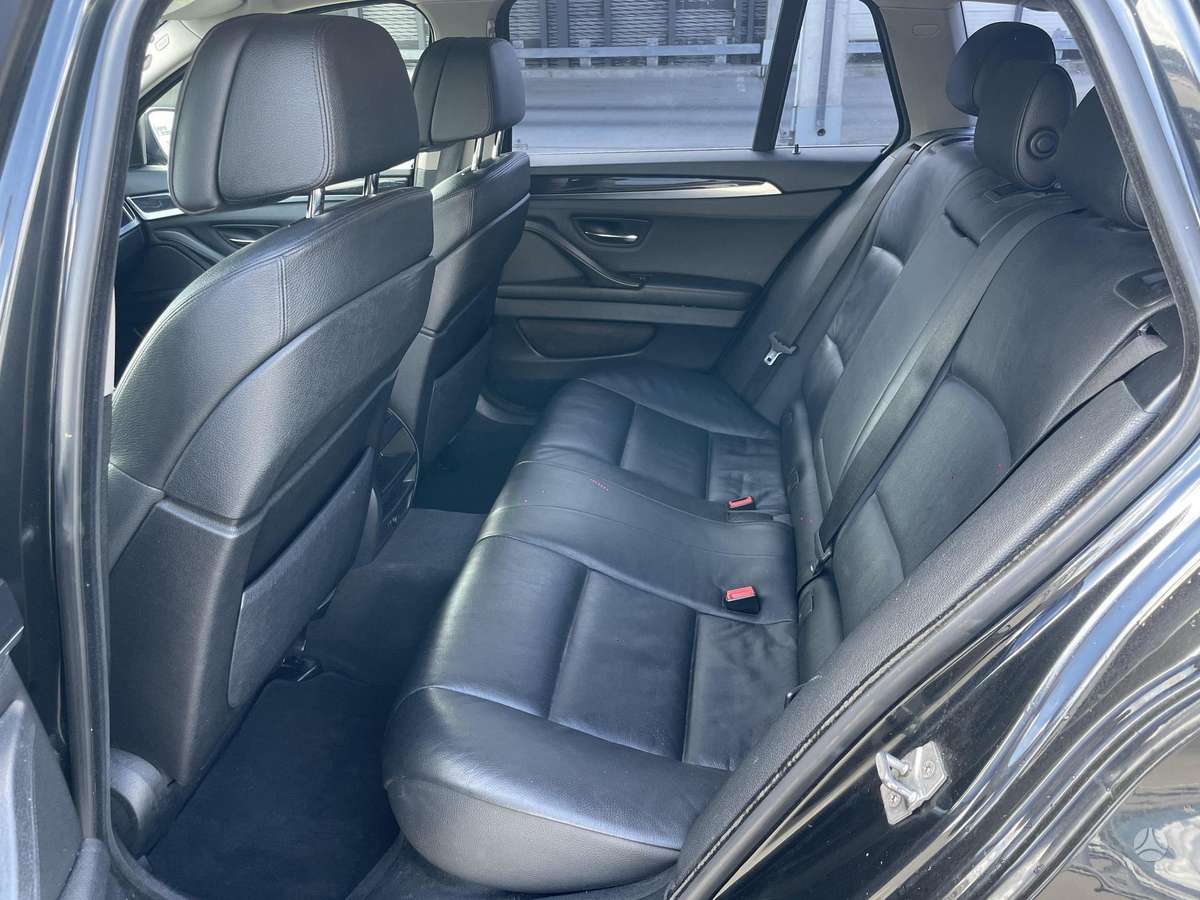 BMW 525 2011 — photo 19