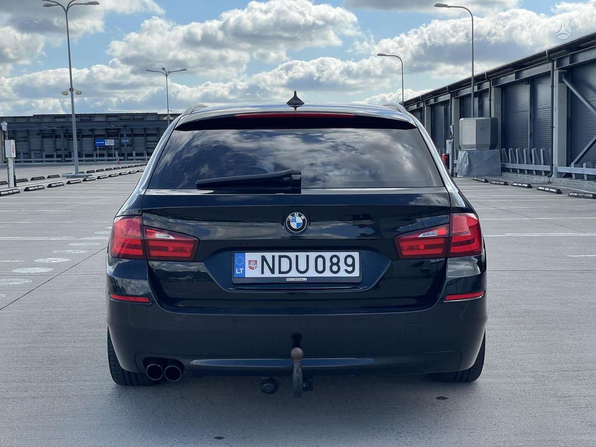 BMW 525 2011 — photo 6