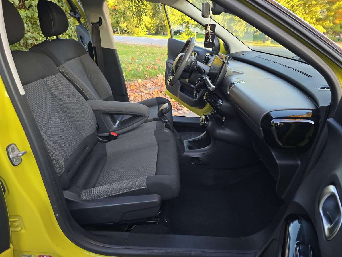 Citroen C4 2014 — photo 15