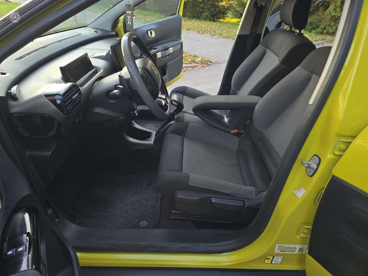 Citroen C4 2014 — photo 16