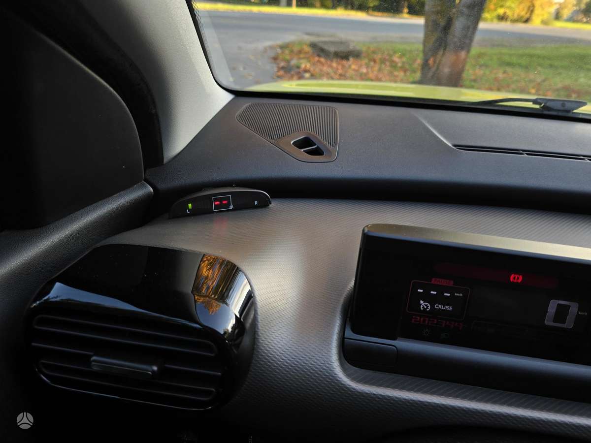 Citroen C4 2014 — photo 25