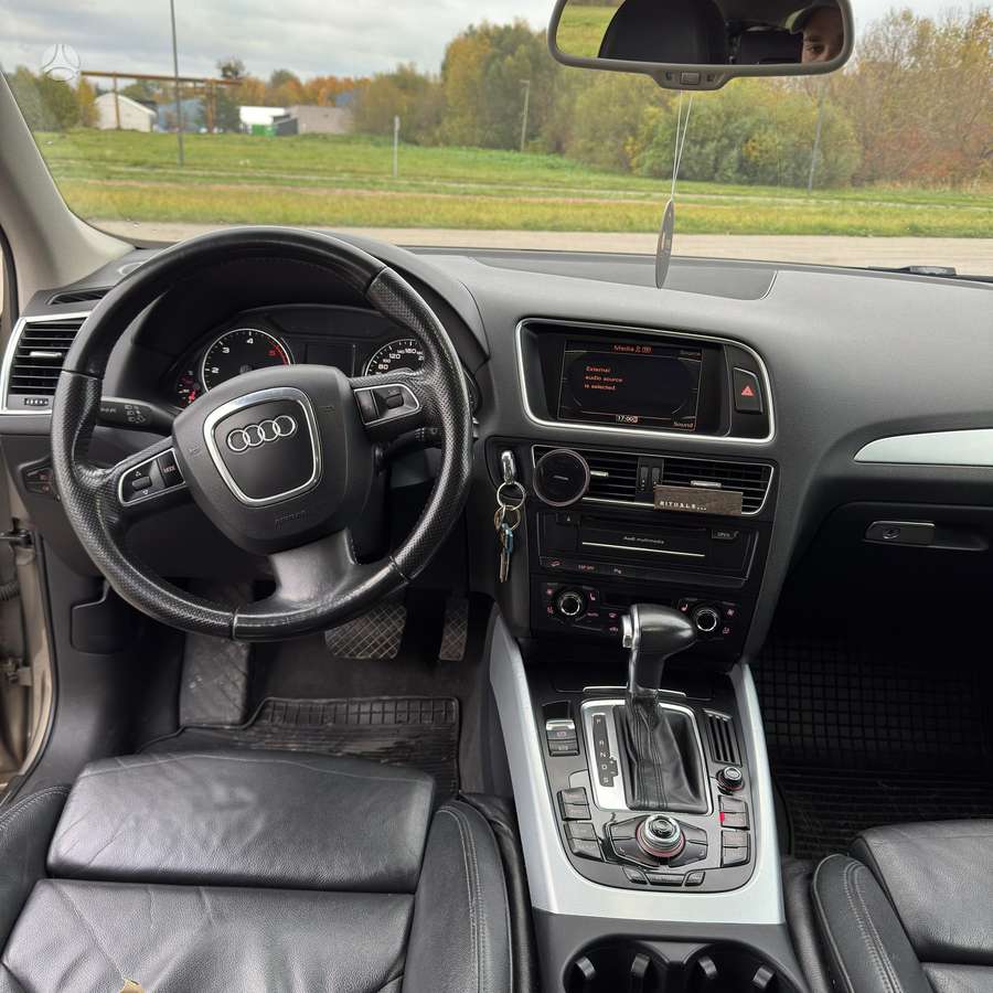 Audi Q5 2010 — photo 5