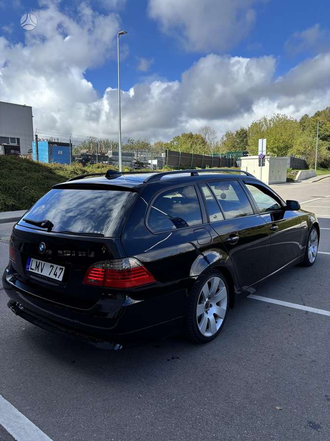 BMW 525 2007 — двигун 2993 cm³, 197 HP (145kW)