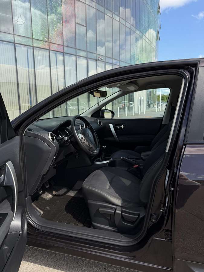 Nissan Qashqai 2010 — фото 11
