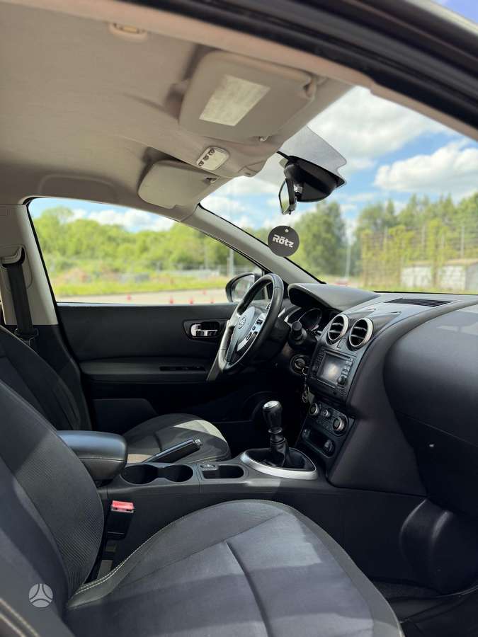 Nissan Qashqai 2010 — фото 14