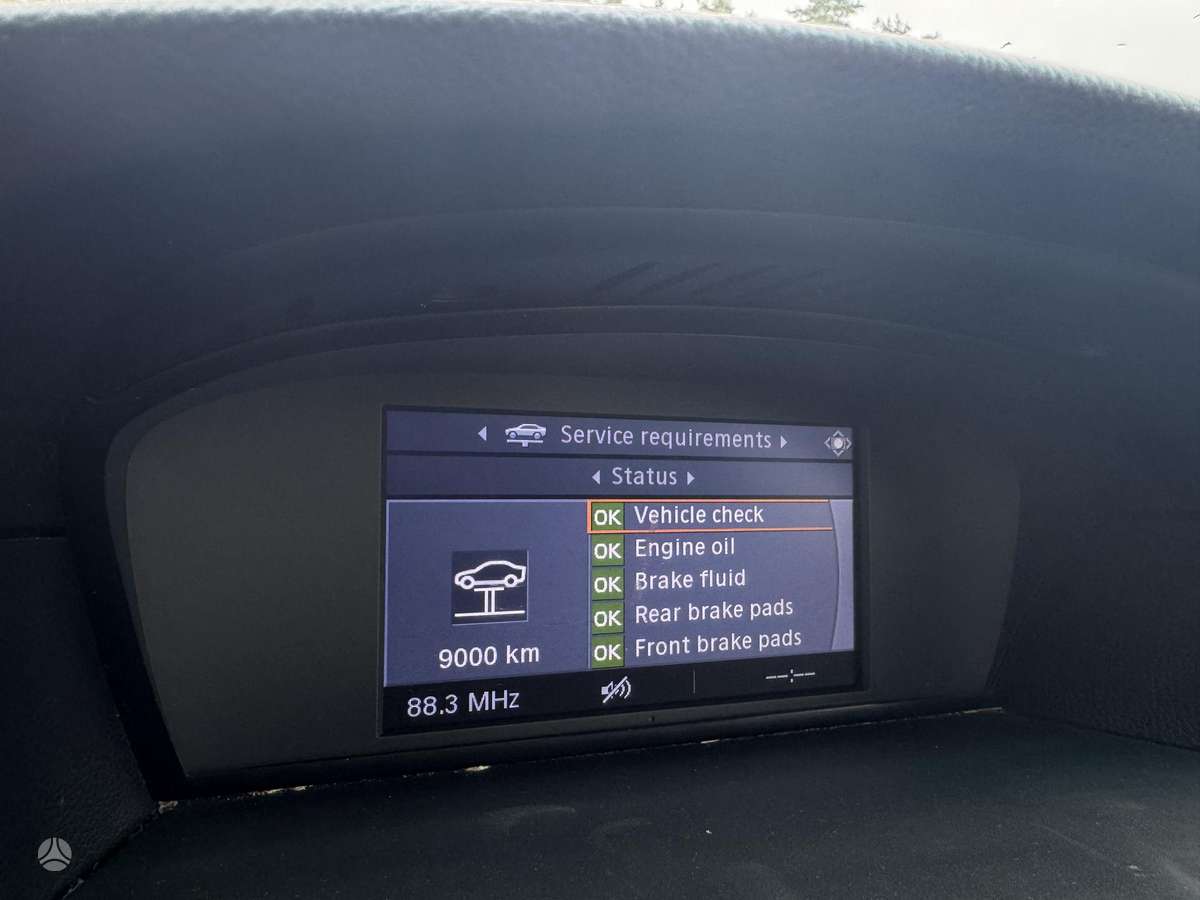 BMW 520 2008 — photo 11