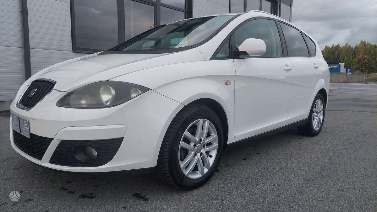 Seat Altea 2012 — вигляд ззаду