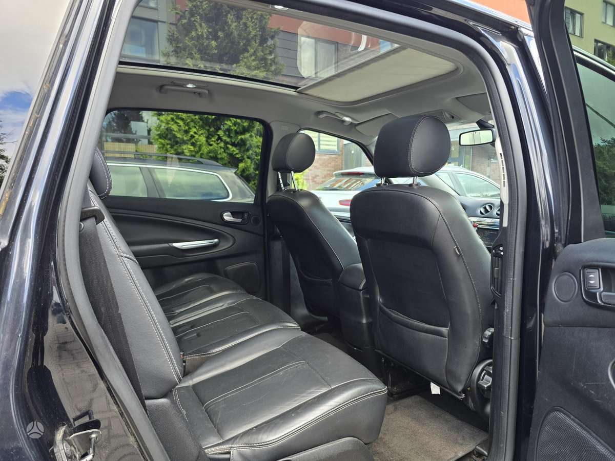 Ford S-MAX 2010 — photo 6