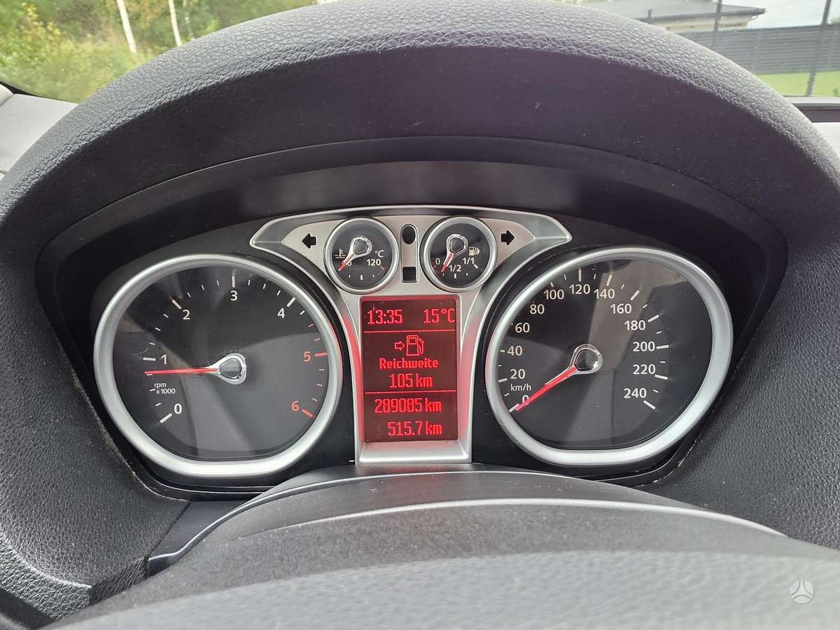 Ford Kuga 2010 — photo 11