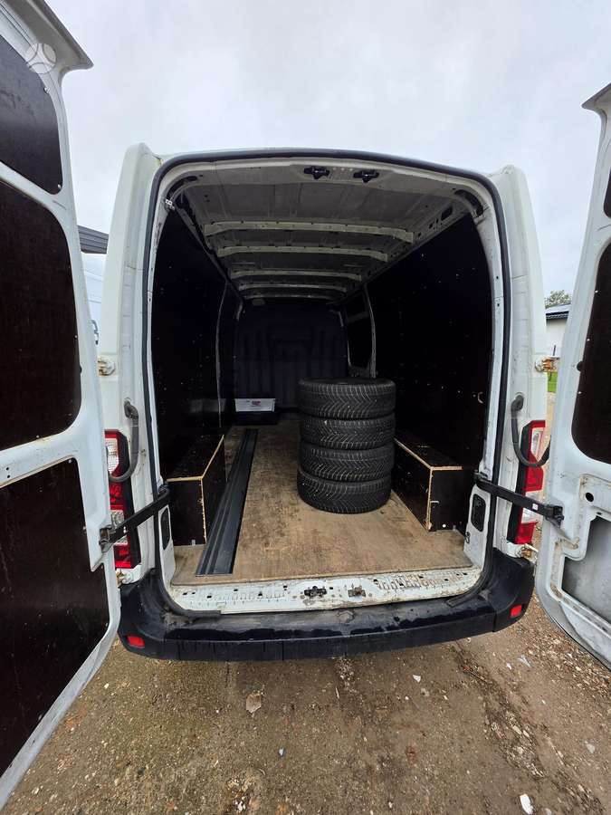 Renault Master 2010 — engine 2299 cm³, 101 HP (74kW)