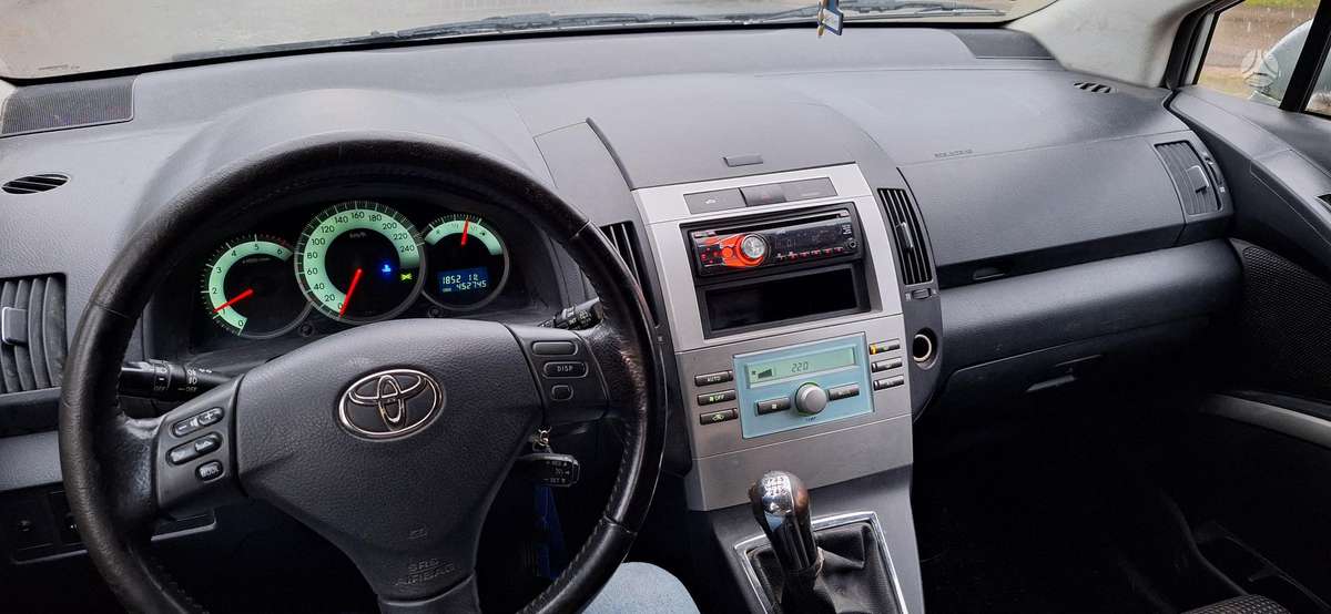 Toyota Corolla 2006 — photo 5