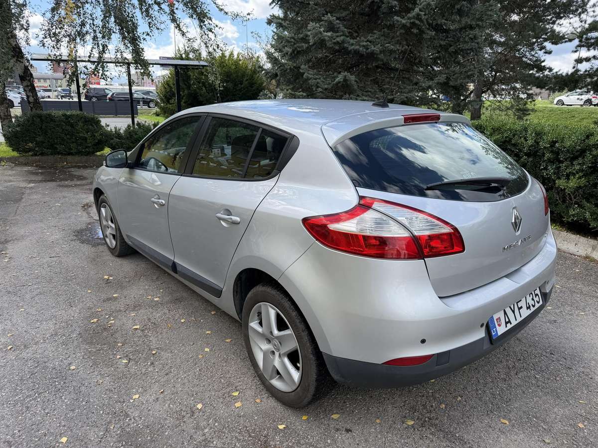Renault Megane 2014 — салон