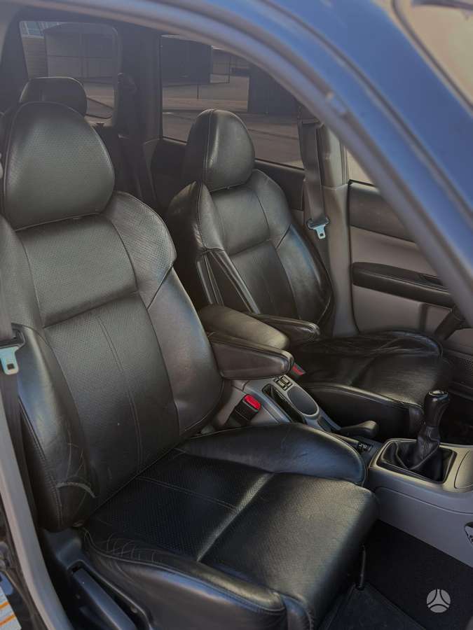 Subaru Forester 2008 — фото 11