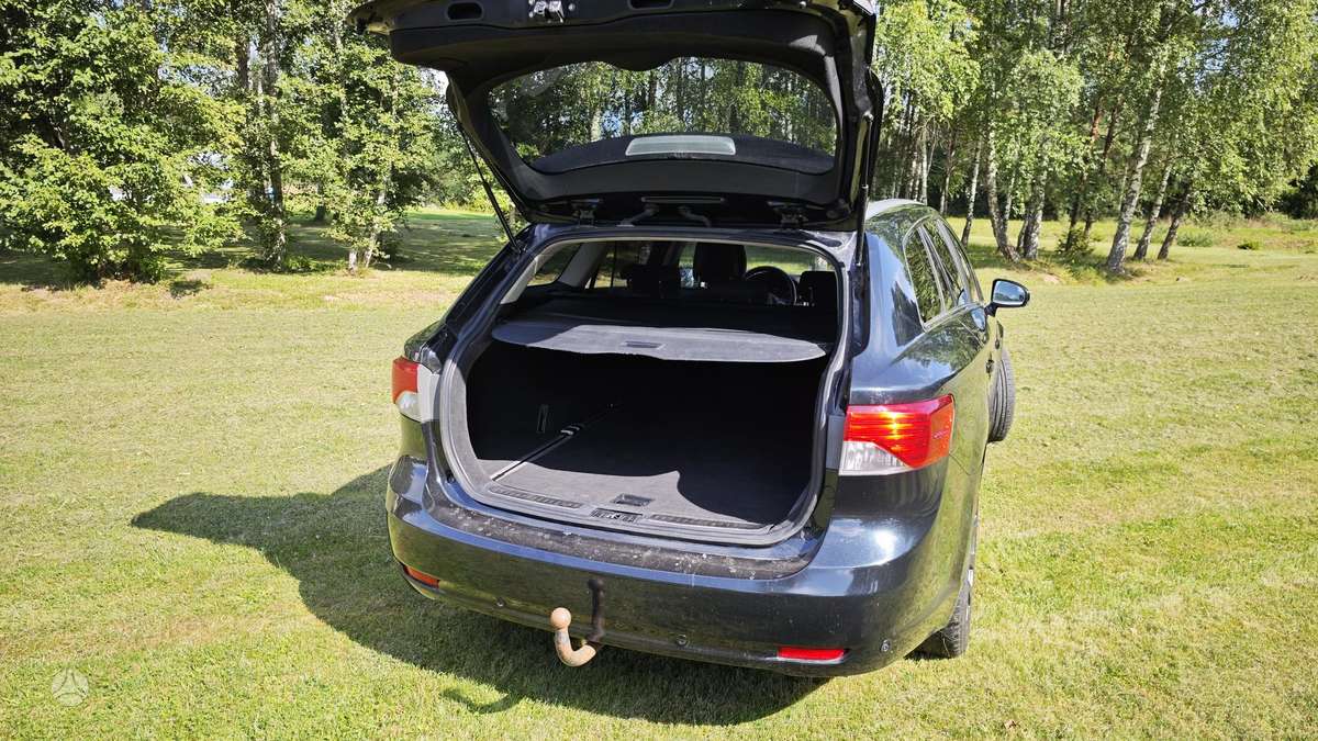 Toyota Avensis 2012 — engine 2231 cm³, 150 HP (110kW)