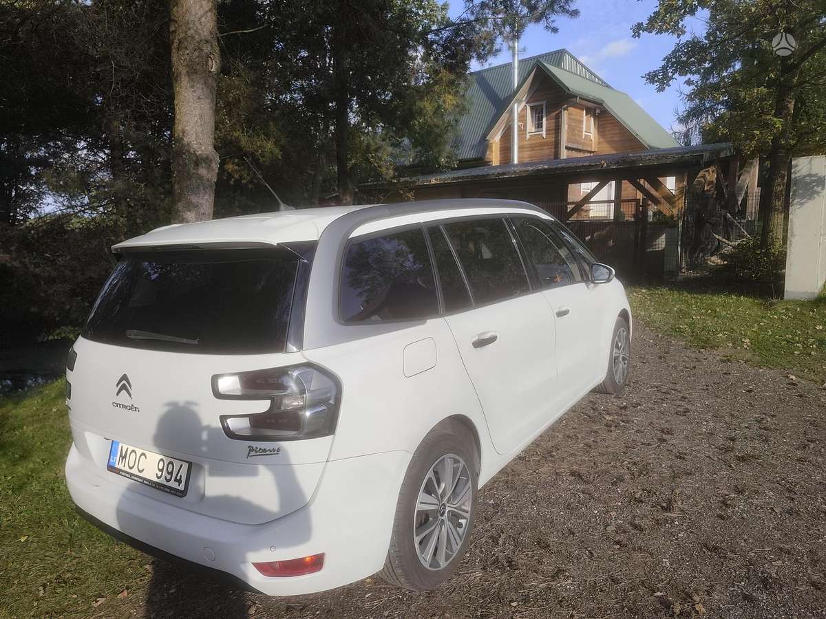 Citroen Grand 2015 — салон