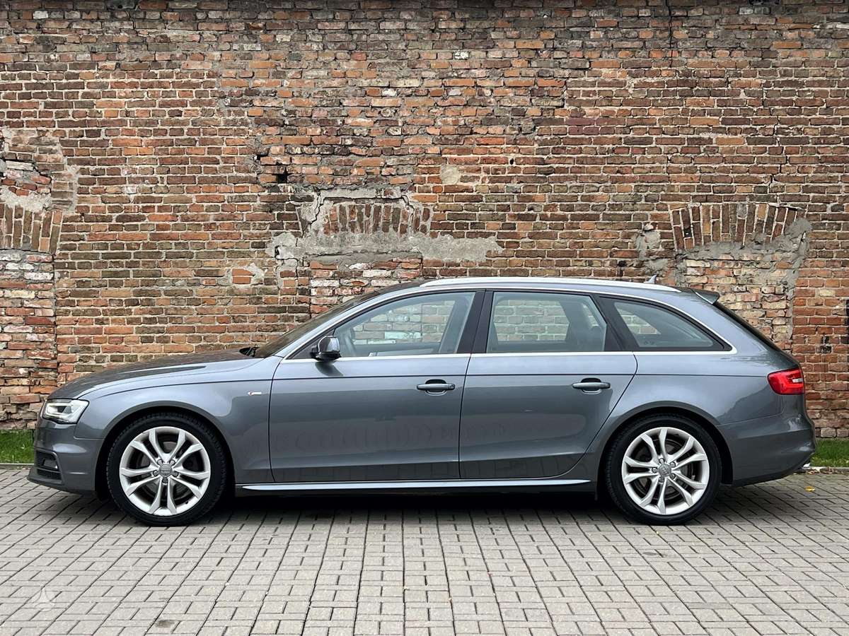 Audi A4 2015 — photo 11