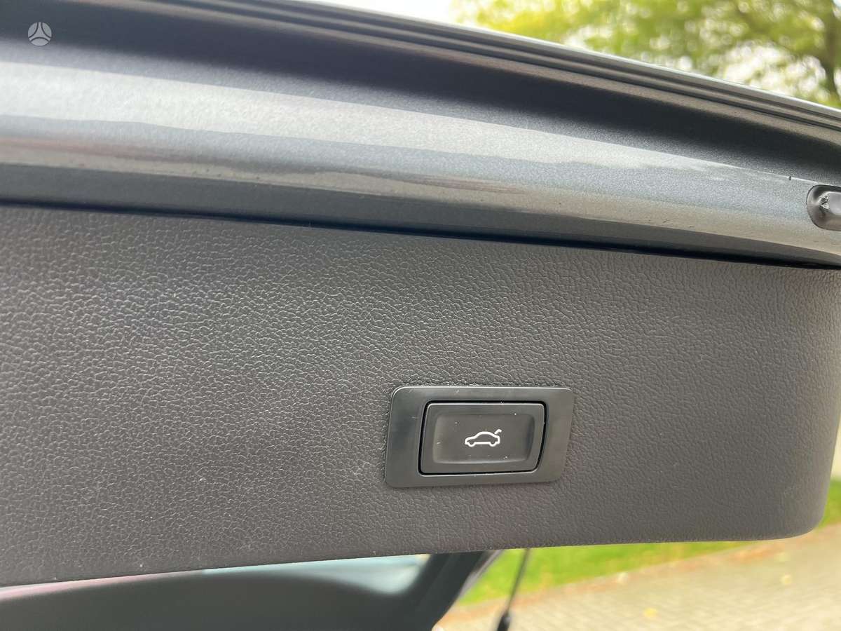 Audi A4 2015 — photo 27