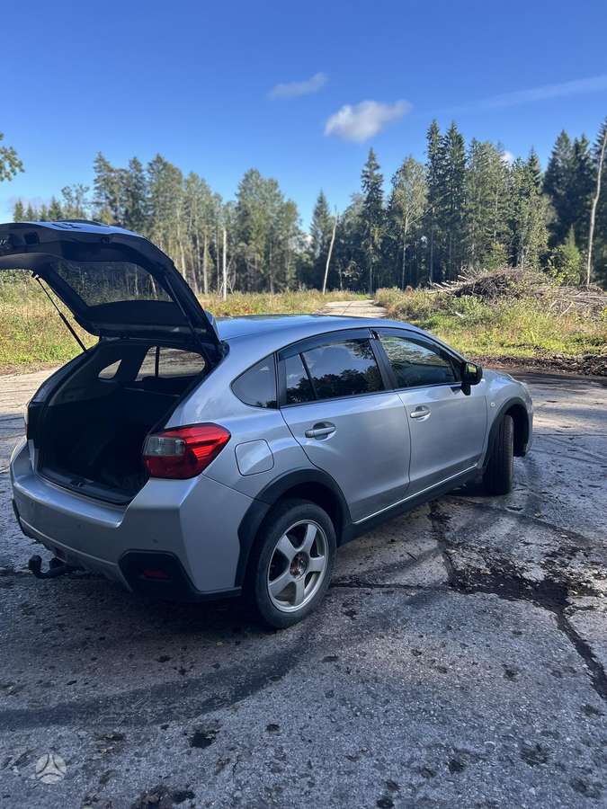 Subaru XV 2013 — двигун 1998 cm³, 147 HP (108kW)