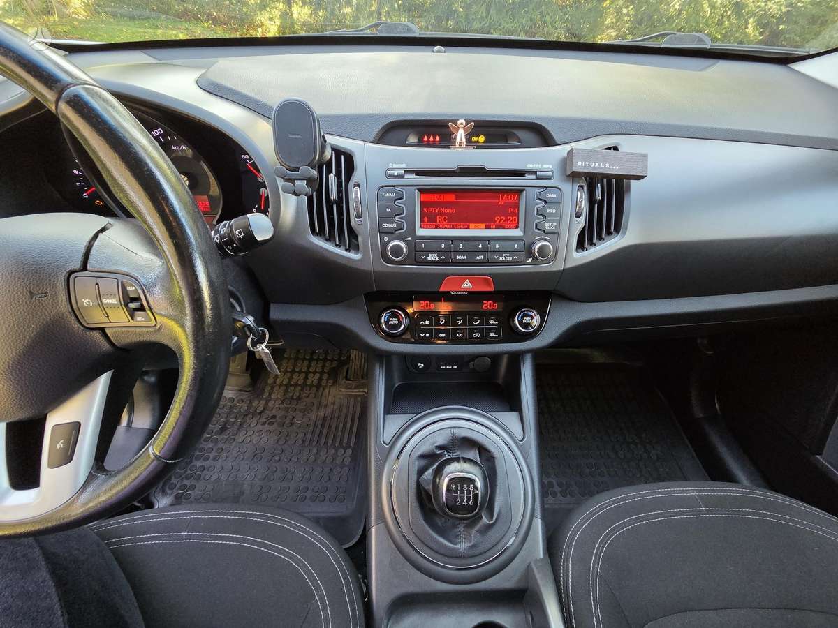 Kia Sportage 2010 — фото 13