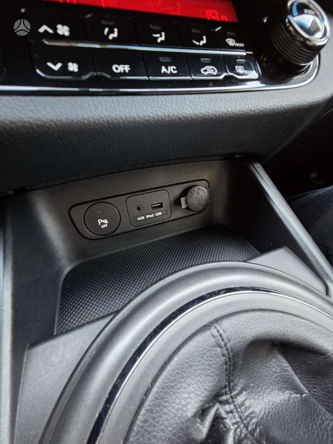 Kia Sportage 2010 — фото 16