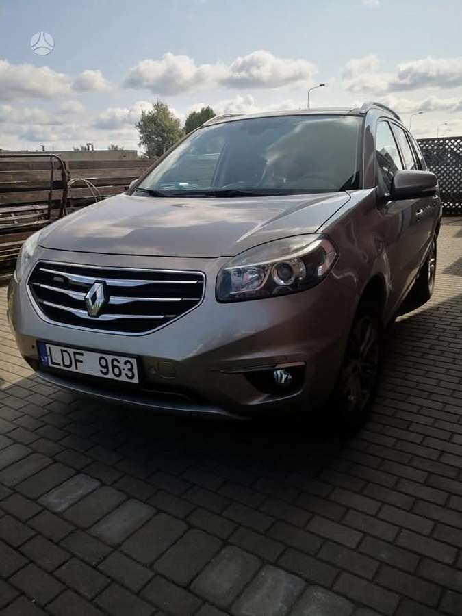 Renault Koleos 2012 — rear view
