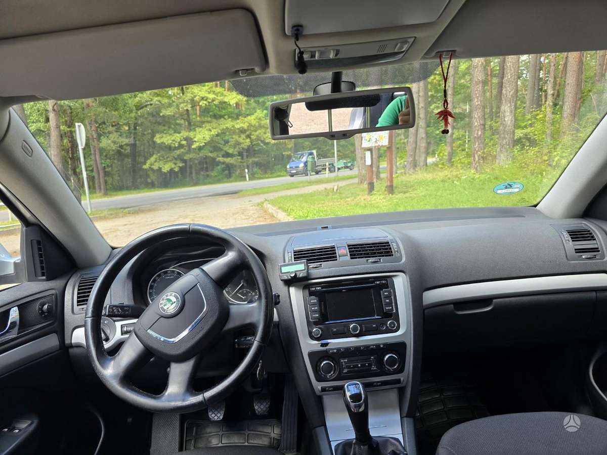 Skoda Octavia 2012 — photo 10