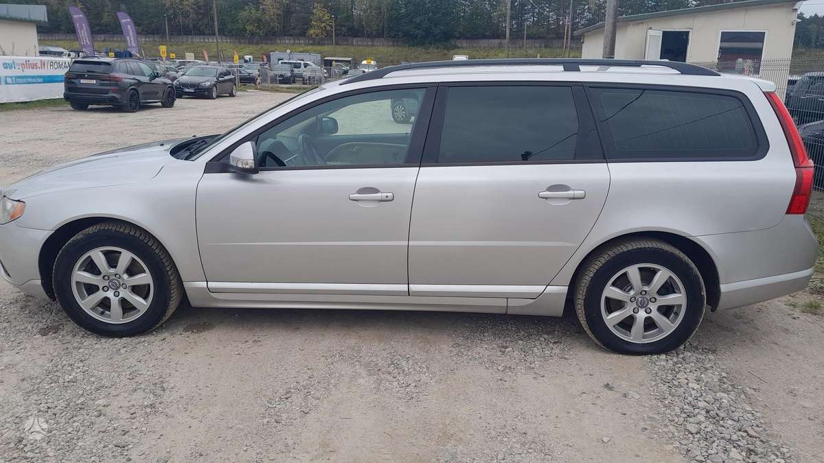 Volvo V70 2008 — engine 2400 cm³, 185 HP (136kW)